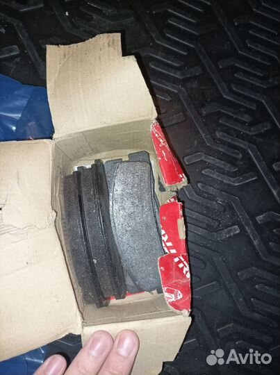 Тормозные колодки передние niva