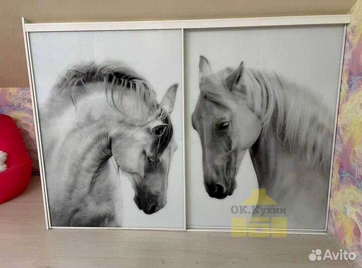 Шкаф с зеркалом