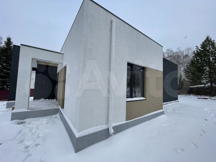 Коттедж 96 м² на участке 10 сот.