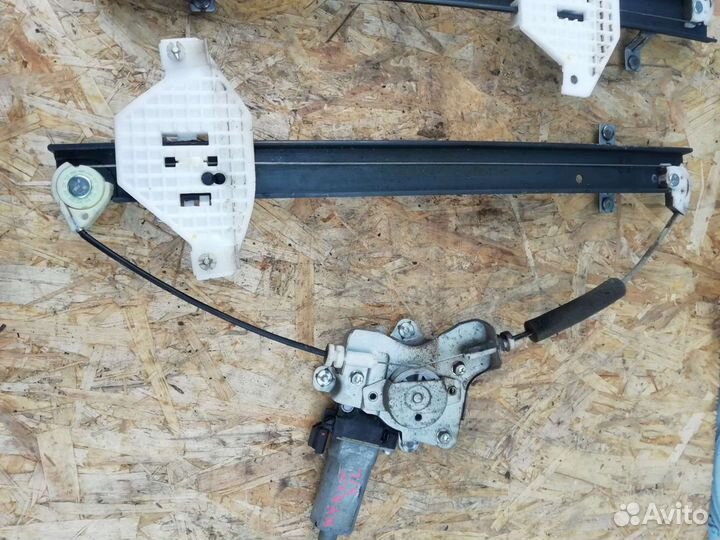 Стеклоподъёмник задний Ssang Yong Kyron 2007 - 201