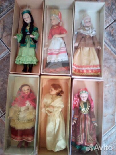 Куклы в народных костюмах для Светланы 6 штук