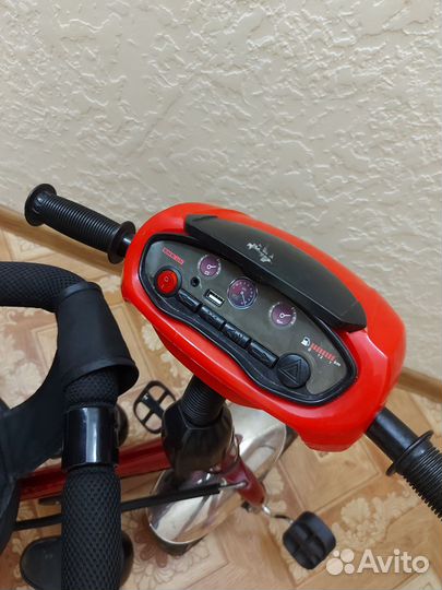 Детский 3х колесный велосипед с ручкой