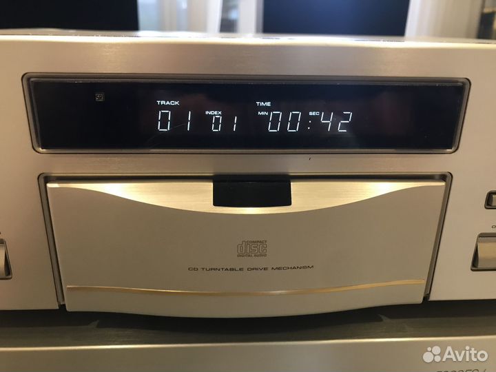 CD-плеер Pioneer PD-T06