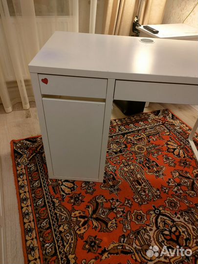 Письменный стол IKEA белый