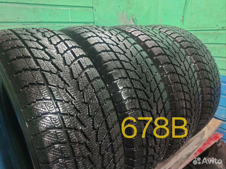 Toyo Winter Tranpath S1 215/70 R16