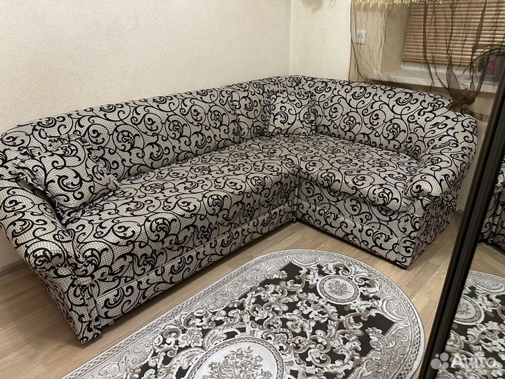 Угловой диван