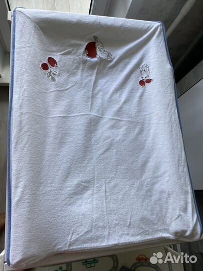 Пеленальный стол IKEA