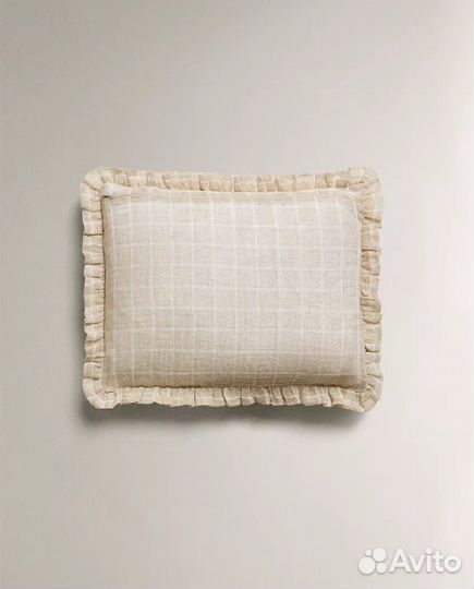 Чехол на подушку с вышивкой Zara home