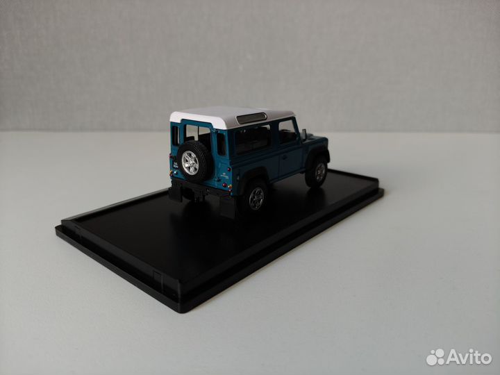 Модель Land Rover Defender 90