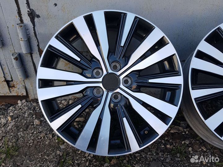 Диски r18 Mitsubishi Outlander 3