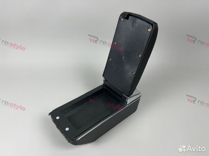 Бардачок подлокотник Nissan Tiida 11 Тип 1