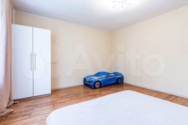 2-к. квартира, 40 м², 4/4 эт.