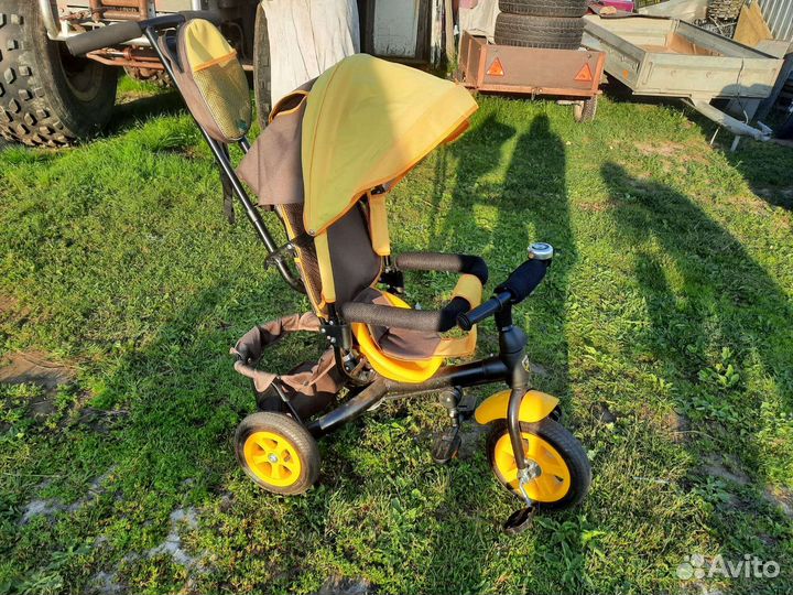 Детский трехколесный велосипед