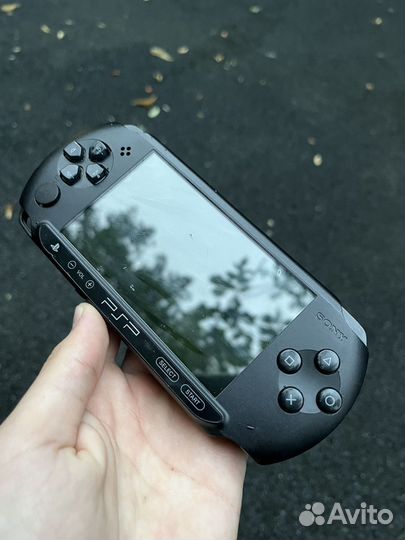Sony PSP e1008