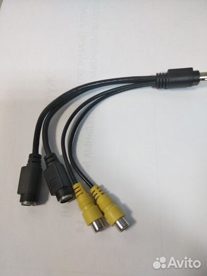 Переходник для видеовхода ATI 9-pin S-Video RCA