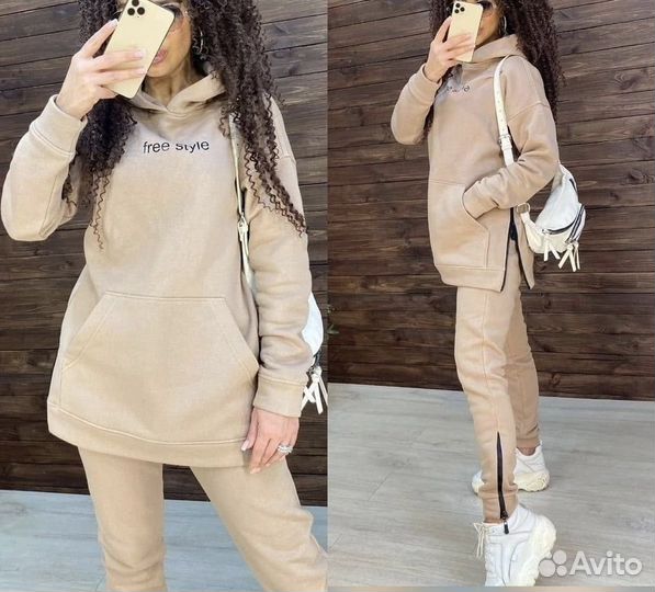 Спортивный костюм женский