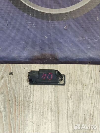 Подсветка номера фонарь Nissan primera P12