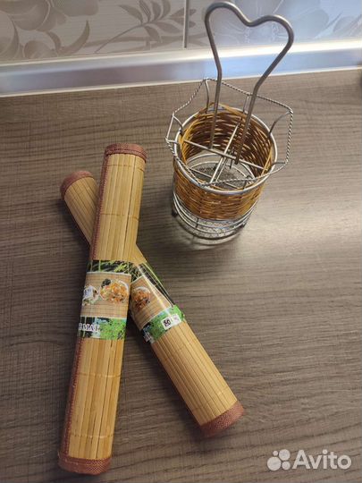 Подставка для столовых приборов.Салфетки