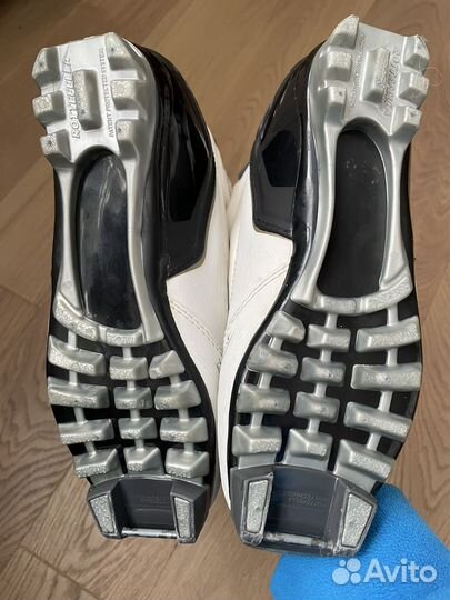 Лыжные ботинки Fischer 39р