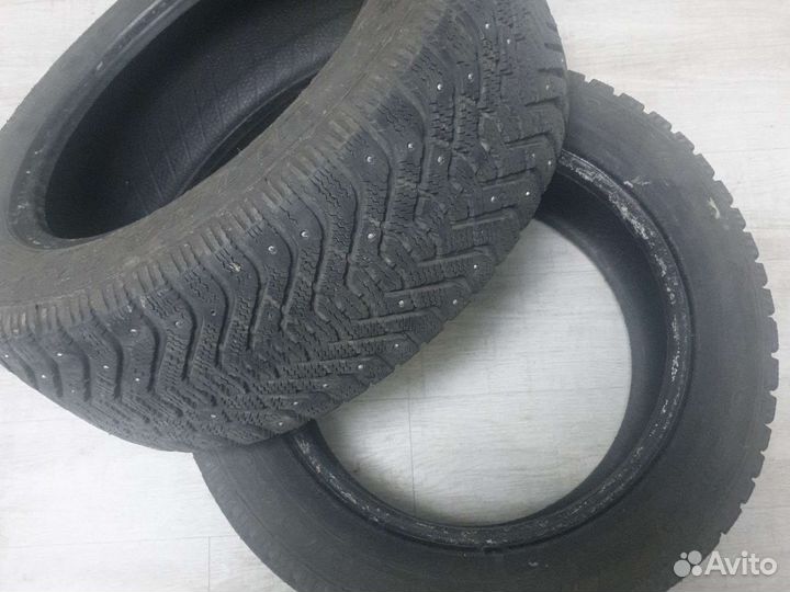 Goodyear UltraGrip 500 215/55 R16