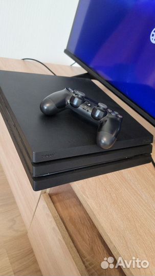 Sony playstation 4 PS4 pro 1tb с играми