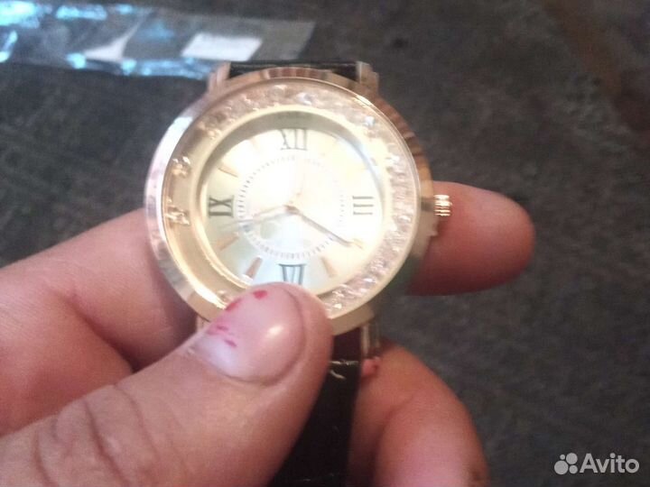 Часы женские