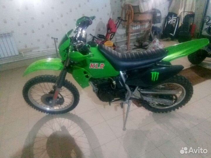 Продается мотоцикл Kawasaki KLR-250
