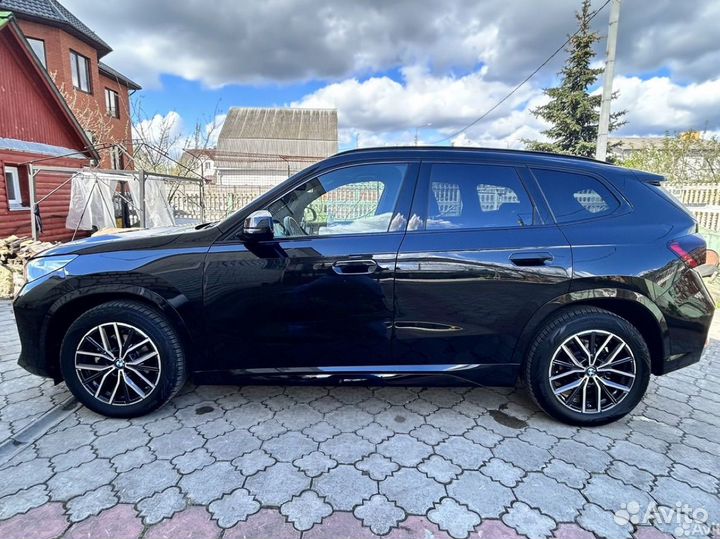 BMW X1 2.0 AMT, 2023, 18 000 км