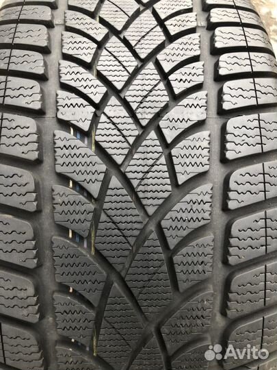 Dunlop SP Winter Sport 3D 255/35 R20 97W