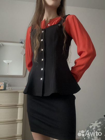 Жилетка трикотажная