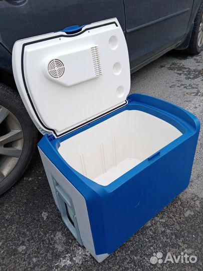 Автомобильный холодильник Mystery MTC-401