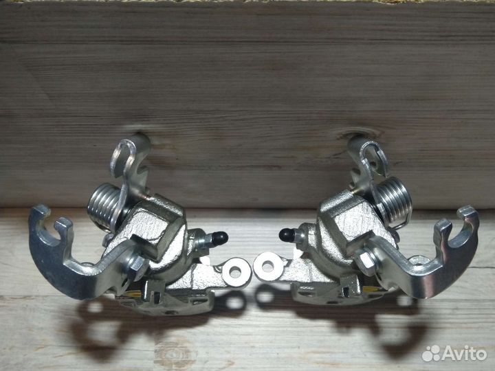 Суппорт задний правый / левый hyundai elantra 3