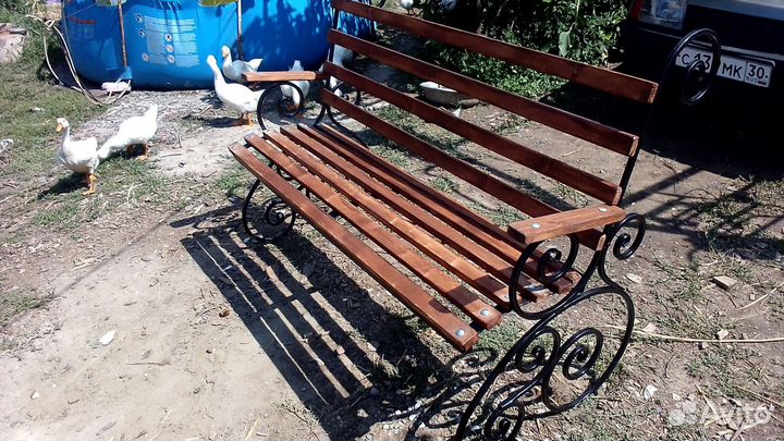 Скамейка садовая