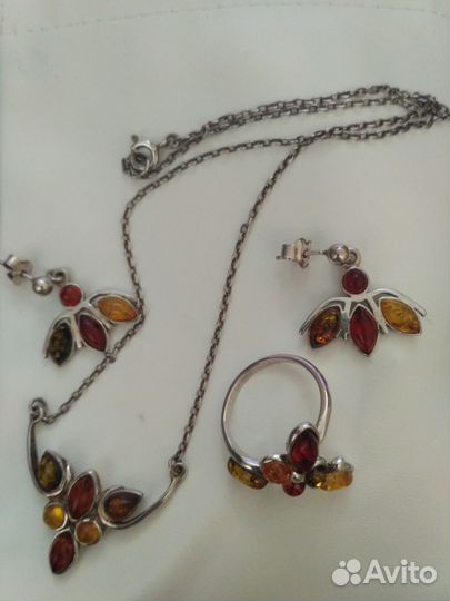Комплект - кольцо, серьги, колье