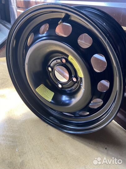 Запасное колесо (диск)на peugeot 308