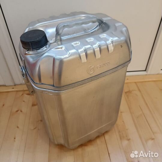 Переносной холодильник