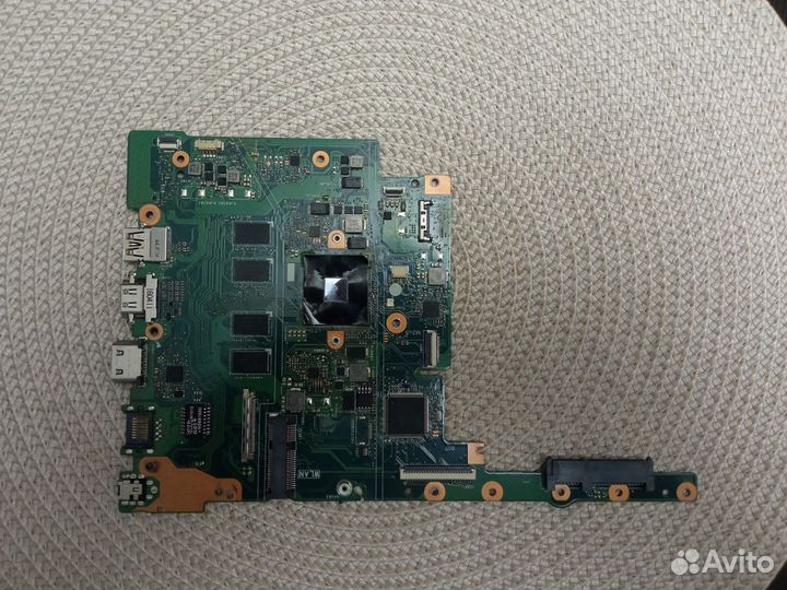 Материнская плата с процессором e402s