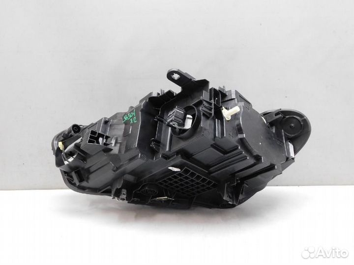 Фара правая BMW X2