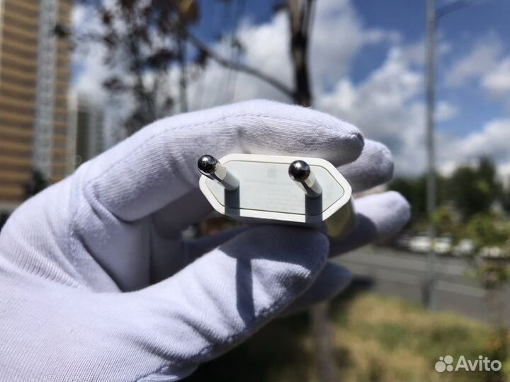 Оригинальный блок зарядки iPhone