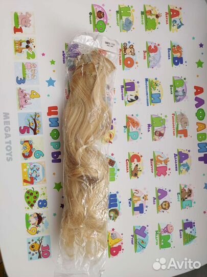 Волосы на заколках искусственные