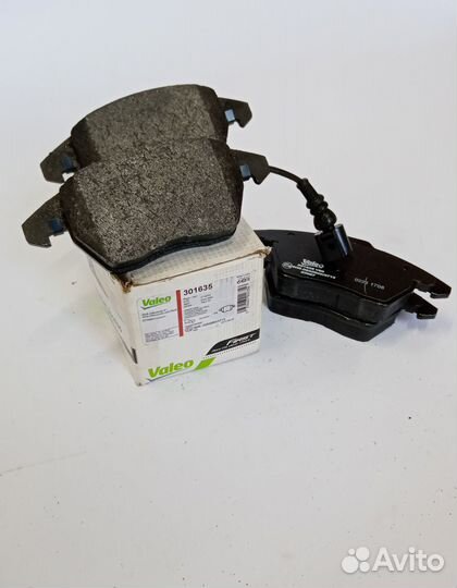 Колодки тормозные перед VAG 301635