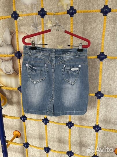 Юбка джинсовая новя р-р 30