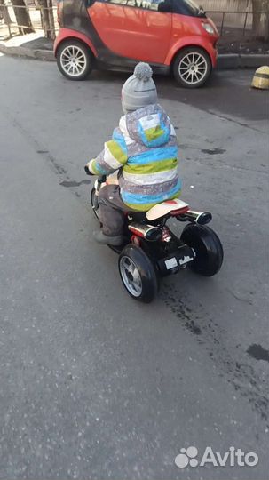 Детский электромобиль и Беговел