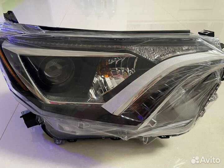 Новые передние фары от Тойота рав 4, 2015-2019гг