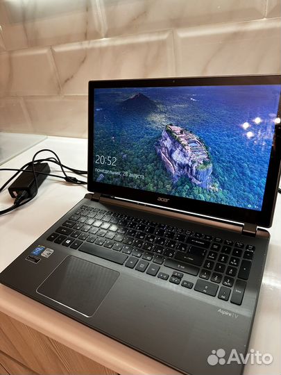 Acer aspire v7