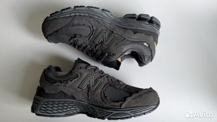 NB Black phantom