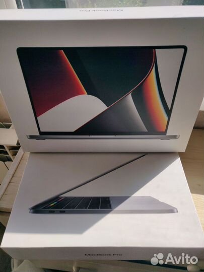 Коробки от Macbook