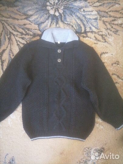 Свитер новый