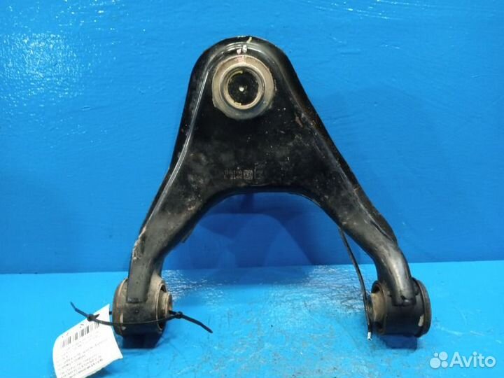 Рычаг подвески верхний передний левый Mitsubishi