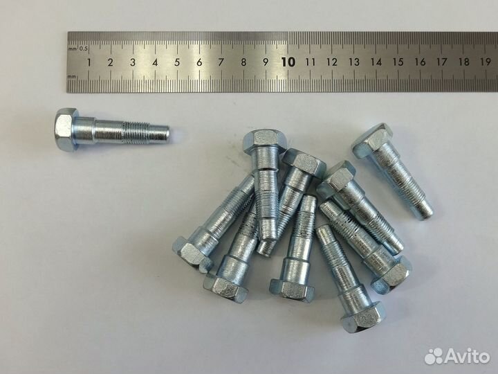 Болт хомута лапки рычага кикстартера Иж пс